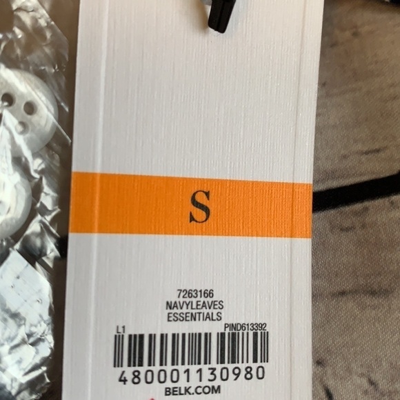 Crown & Ivy Button Down Blouse - Picture 10 of 13